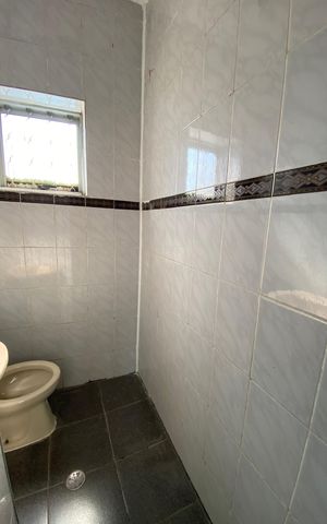 Casa à venda com 185m², 3 quartos e 2 vagas Casa à venda com 185m², 3 quartos e 2 vagasArea Externa