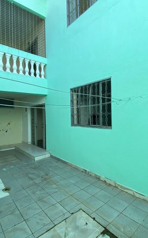 Casa à venda com 185m², 3 quartos e 2 vagas Casa à venda com 185m², 3 quartos e 2 vagasArea Externa