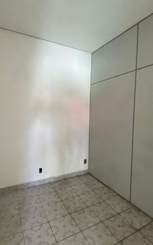 Casa à venda com 185m², 3 quartos e 2 vagas Casa à venda com 185m², 3 quartos e 2 vagasArea Externa