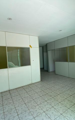 Casa à venda com 185m², 3 quartos e 2 vagas Casa à venda com 185m², 3 quartos e 2 vagasArea Externa