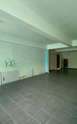 Casa à venda com 185m², 3 quartos e 2 vagas Casa à venda com 185m², 3 quartos e 2 vagasArea Externa