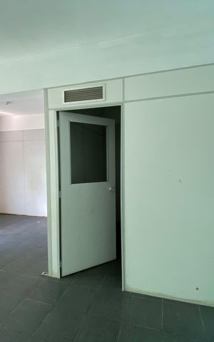 Casa à venda com 185m², 3 quartos e 2 vagas Casa à venda com 185m², 3 quartos e 2 vagasArea Externa