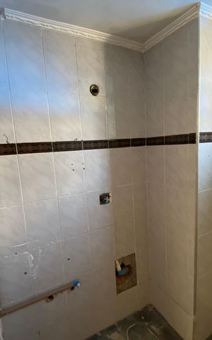 Casa à venda com 185m², 3 quartos e 2 vagas Casa à venda com 185m², 3 quartos e 2 vagasQuarto Externo