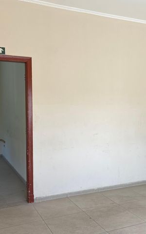 Casa à venda com 185m², 3 quartos e 2 vagas Casa à venda com 185m², 3 quartos e 2 vagasQuarto 1