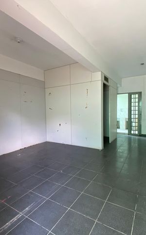 Casa à venda com 185m², 3 quartos e 2 vagas Casa à venda com 185m², 3 quartos e 2 vagasArea Externa