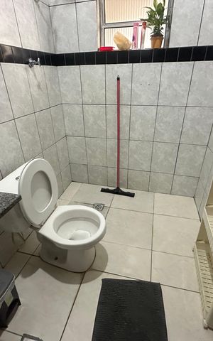 Casa para alugar com 125m², 2 quartos e 1 vaga Casa para alugar com 125m², 2 quartos e 1 vagaBanheiro