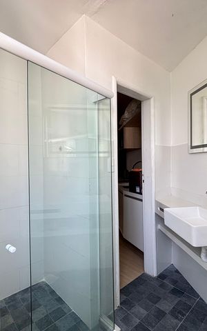 Apartamento à venda com 31m², 1 quarto e sem vaga Apartamento à venda com 31m², 1 quarto e sem vagaBanheiro social