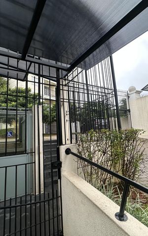 Apartamento à venda com 54m², 2 quartos e 1 vagaFachada e portaria