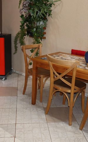 Casa à venda com 132m², 3 quartos e 4 vagasGourmet e área de serviço