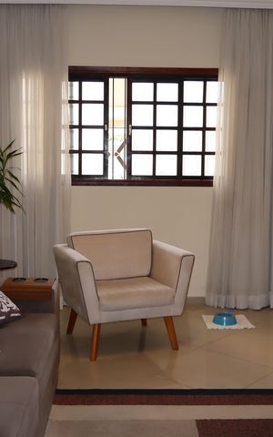 Casa à venda com 132m², 3 quartos e 4 vagasSala