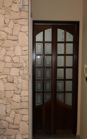 Casa à venda com 132m², 3 quartos e 4 vagasSala - corredor