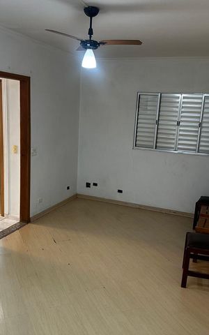 Casa para alugar com 40m², 1 quarto e 1 vaga Casa para alugar com 40m², 1 quarto e 1 vagaQuarto