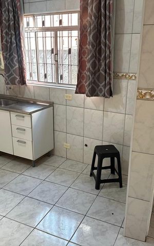Casa para alugar com 40m², 1 quarto e 1 vaga Casa para alugar com 40m², 1 quarto e 1 vagaSala/cozinha