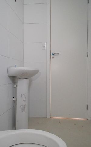 Casa à venda com 57m², 3 quartos e 2 vagasBanheiro
