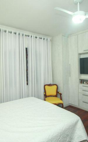 Casa à venda com 264m², 4 quartos e 4 vagas Casa à venda com 264m², 4 quartos e 4 vagasSuíte - Casa 1