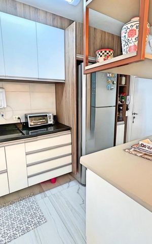 Apartamento à venda com 92m², 3 quartos e 2 vagas Apartamento à venda com 92m², 3 quartos e 2 vagasCozinha
