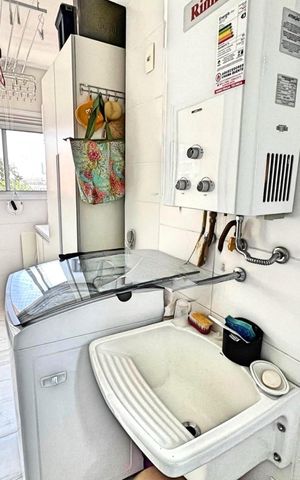 Apartamento à venda com 92m², 3 quartos e 2 vagas Apartamento à venda com 92m², 3 quartos e 2 vagasÁrea de serviço