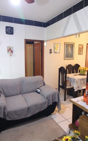Casa à venda com 200m², 3 quartos e 3 vagasSala