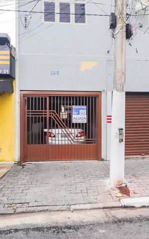 Casa à venda com 98m², 1 quarto e sem vagaFachada