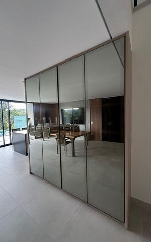 Casa para alugar com 360m², 4 quartos e 5 vagas
