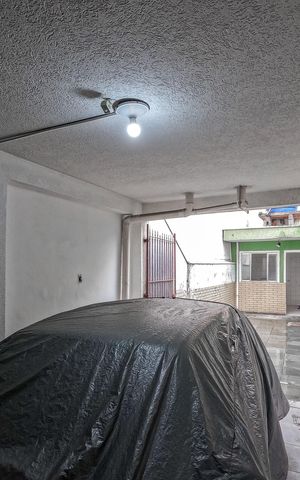 Casa à venda com 132m², 3 quartos e 5 vagas