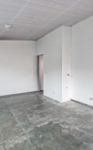 Casa à venda com 132m², 3 quartos e 5 vagas