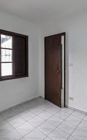 Casa à venda com 132m², 3 quartos e 5 vagas