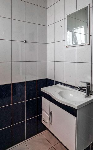 Casa à venda com 132m², 3 quartos e 5 vagas