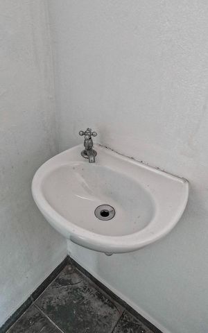 Casa à venda com 132m², 3 quartos e 5 vagas
