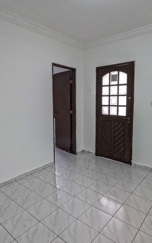 Casa à venda com 132m², 3 quartos e 5 vagas