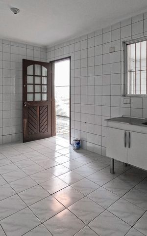 Casa à venda com 132m², 3 quartos e 5 vagas