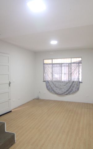 Casa à venda com 120m², 3 quartos e 2 vagasSala
