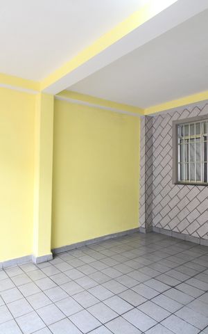 Casa à venda com 120m², 3 quartos e 2 vagasGaragem