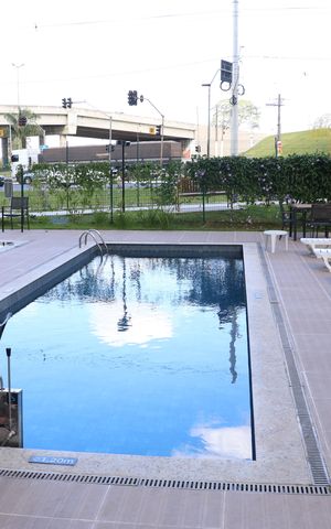 Apartamento para alugar com 61m², 3 quartos e 1 vagaÁrea comum - Piscina