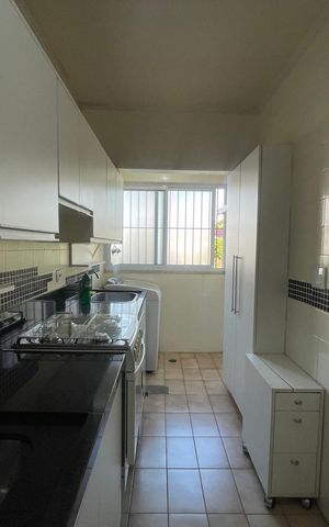 Apartamento para alugar com 65m², 2 quartos e sem vaga Apartamento para alugar com 65m², 2 quartos e sem vagaCozinha