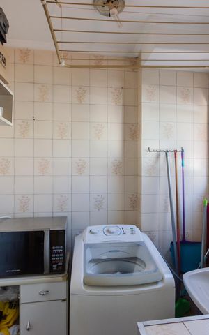 Apartamento à venda com 34m², 1 quarto e sem vaga Apartamento à venda com 34m², 1 quarto e sem vagaCozinha e Área de Serviço