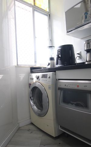 Apartamento à venda com 60m², 3 quartos e 2 vagasÁrea de serviço