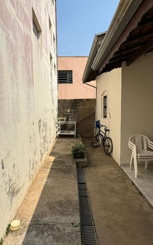 Casa para alugar com 326m², 3 quartos e 5 vagas