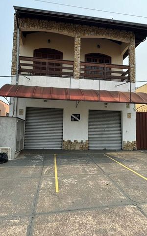 Casa para alugar com 326m², 3 quartos e 5 vagas