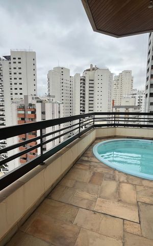 Apartamento à venda com 300m², 4 quartos e 4 vagas Apartamento à venda com 300m², 4 quartos e 4 vagasPiscina