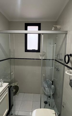 Apartamento à venda com 300m², 4 quartos e 4 vagas Apartamento à venda com 300m², 4 quartos e 4 vagasBanheiro