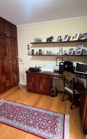Apartamento à venda com 300m², 4 quartos e 4 vagas Apartamento à venda com 300m², 4 quartos e 4 vagasQuarto