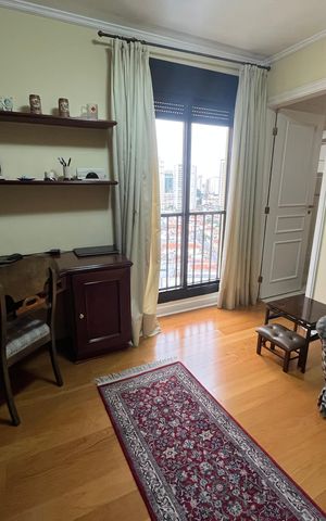 Apartamento à venda com 300m², 4 quartos e 4 vagas Apartamento à venda com 300m², 4 quartos e 4 vagasQuarto