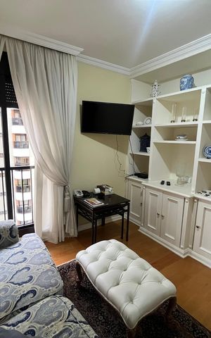Apartamento à venda com 300m², 4 quartos e 4 vagas Apartamento à venda com 300m², 4 quartos e 4 vagasQuarto