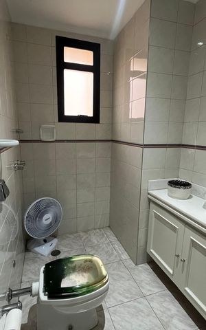 Apartamento à venda com 300m², 4 quartos e 4 vagas Apartamento à venda com 300m², 4 quartos e 4 vagasBanheiro