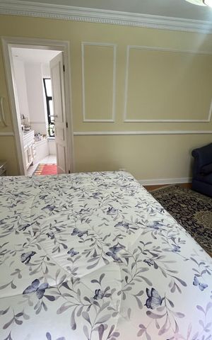 Apartamento à venda com 300m², 4 quartos e 4 vagas Apartamento à venda com 300m², 4 quartos e 4 vagasQuarto