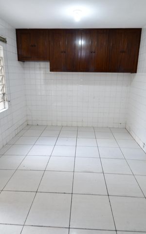 Casa à venda com 93m², 3 quartos e 2 vagasCozinha