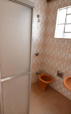 Casa à venda com 93m², 3 quartos e 2 vagasBanheiro Social