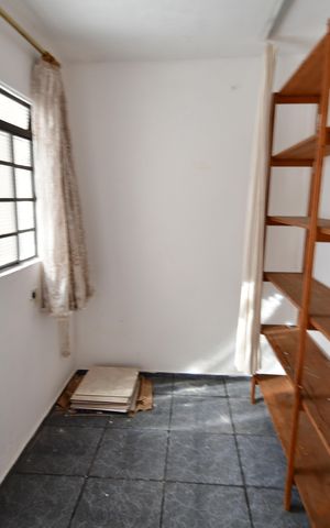 Casa à venda com 93m², 3 quartos e 2 vagasQuarto de Serviço