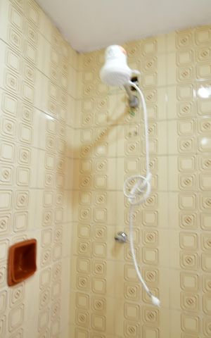 Casa à venda com 93m², 3 quartos e 2 vagasBanheiro de serviço
